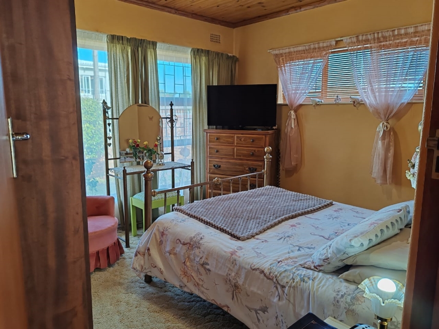 3 Bedroom Property for Sale in Kleinmond Western Cape